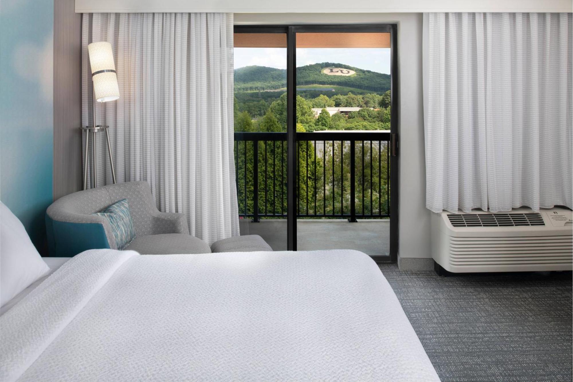 Courtyard By Marriott Lynchburg Hotel Kültér fotó